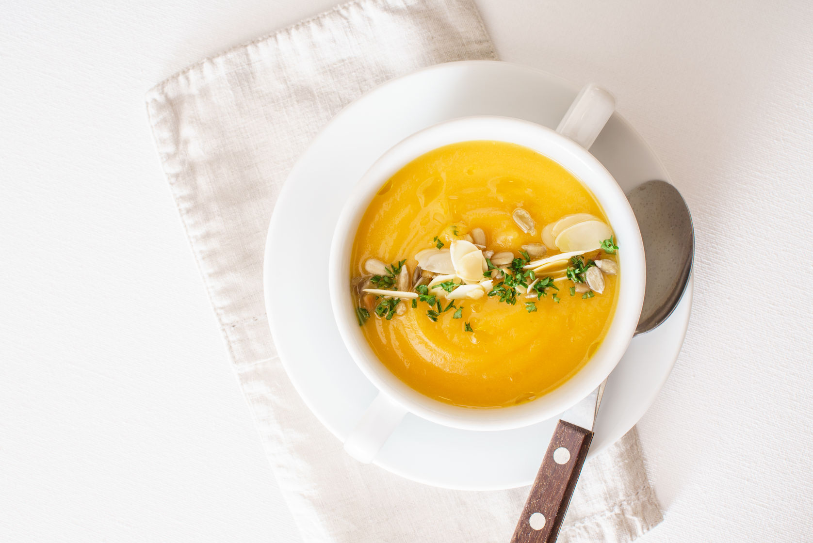 https://nutritiouslife.com/wp-content/uploads/2017/01/healthy-soup-recipes-1.jpg