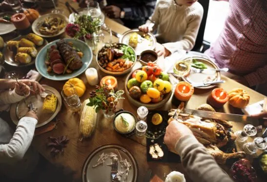 5 Tips For a Happy, Healthy Thanksgiving With Family This Year