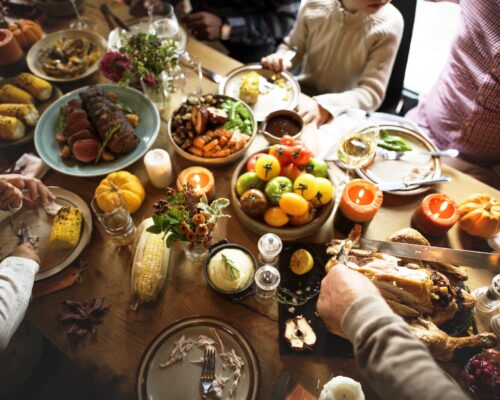 5 Tips For a Happy, Healthy Thanksgiving With Family This Year